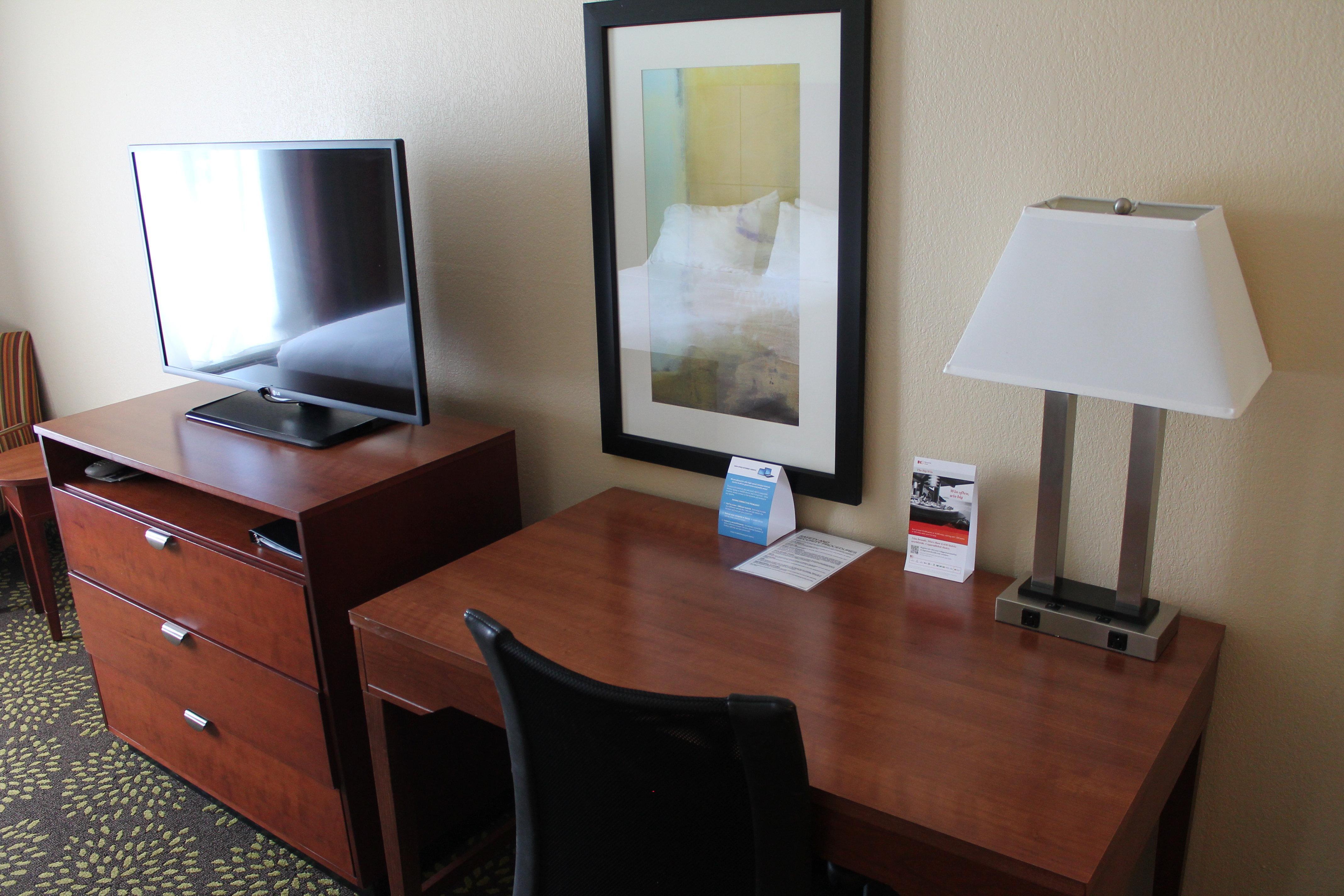 Holiday Inn Express Hotel & Suites Starkville, An Ihg Hotel Eksteriør bilde