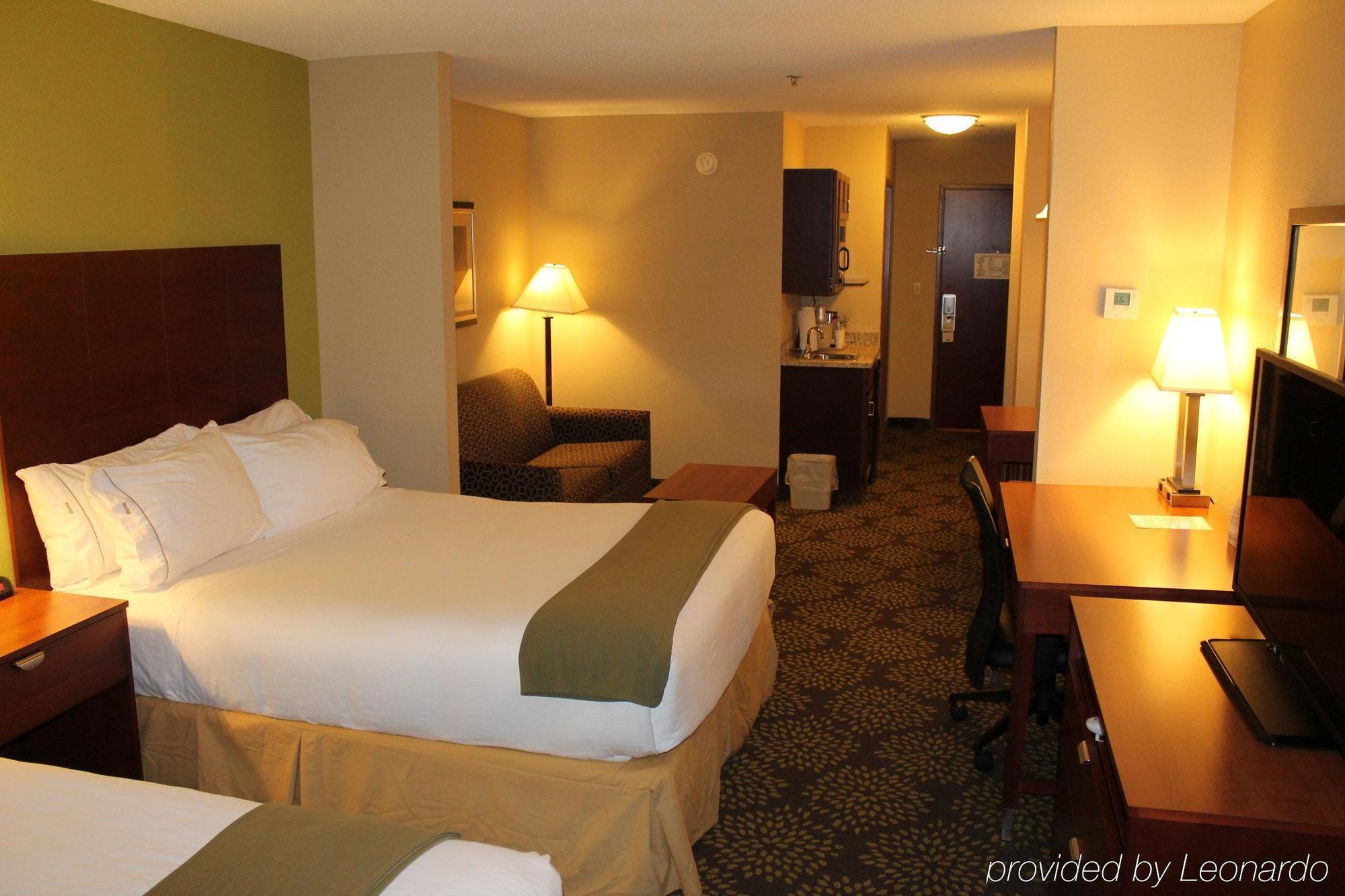 Holiday Inn Express Hotel & Suites Starkville, An Ihg Hotel Eksteriør bilde